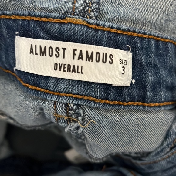 Almost famous denim bibs, size 3 - Picture 9 of 11